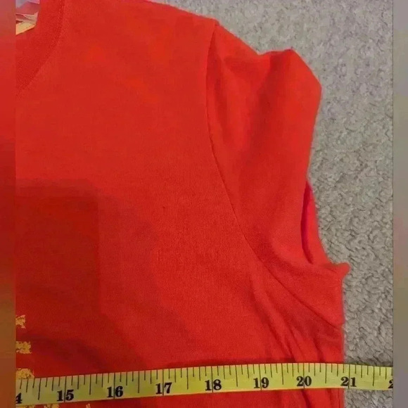 Women's Nike Livestrong T-Shirt - size XL in great condition - Picture 4 of 5